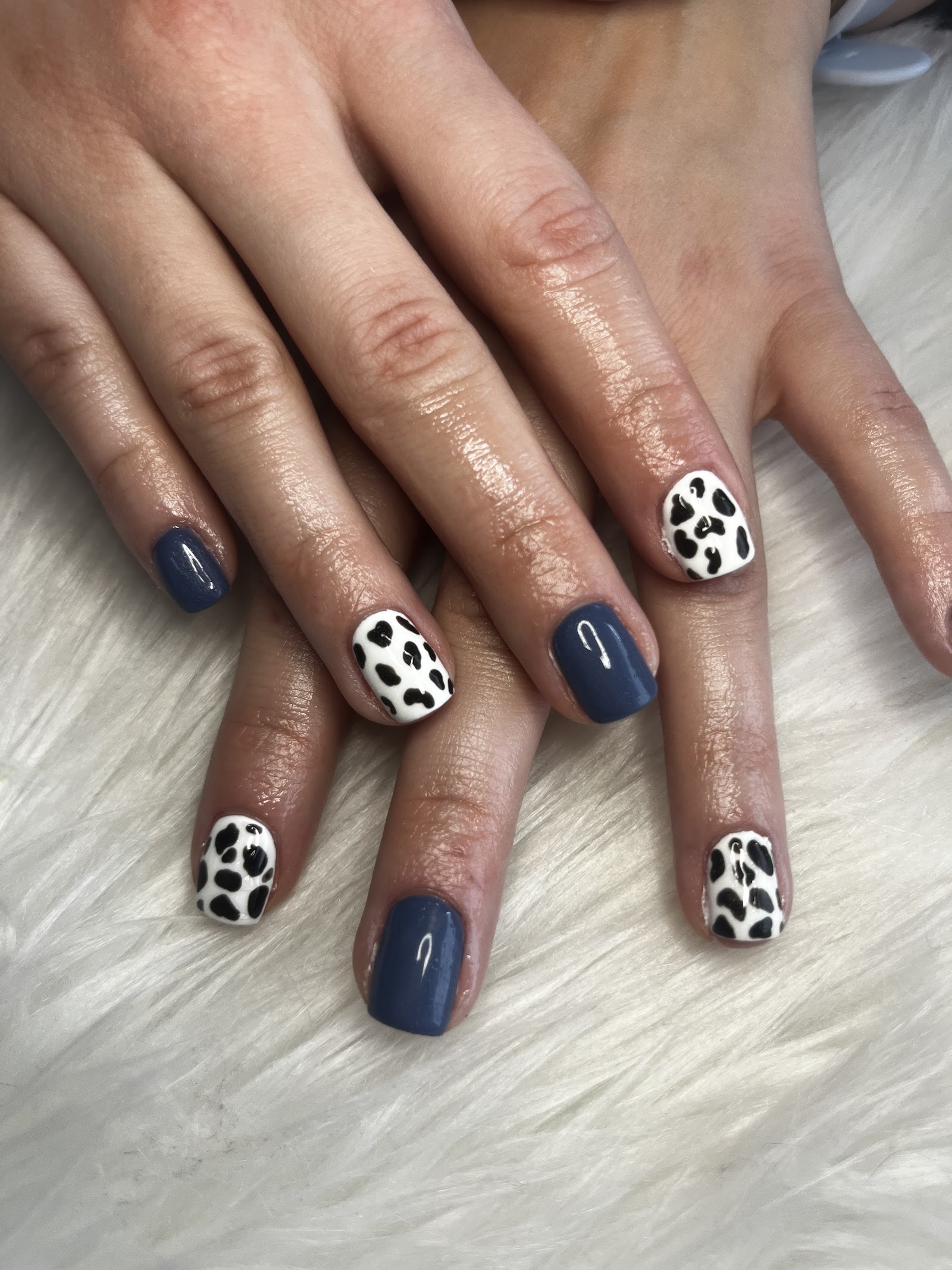 Lux Rose Nails nail photo 2
