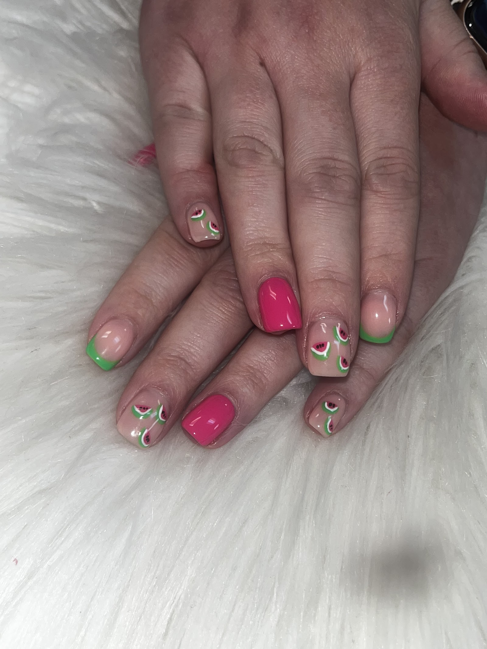 Lux Rose Nails nail photo 3